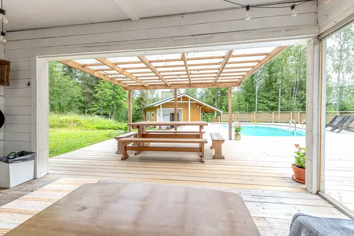 Terassi ja kesakeittio3